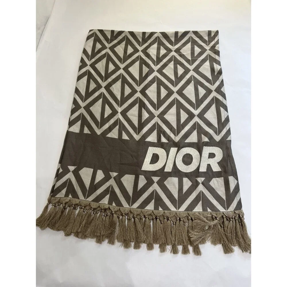 DIOR Oblique Scarf in Taupe/White